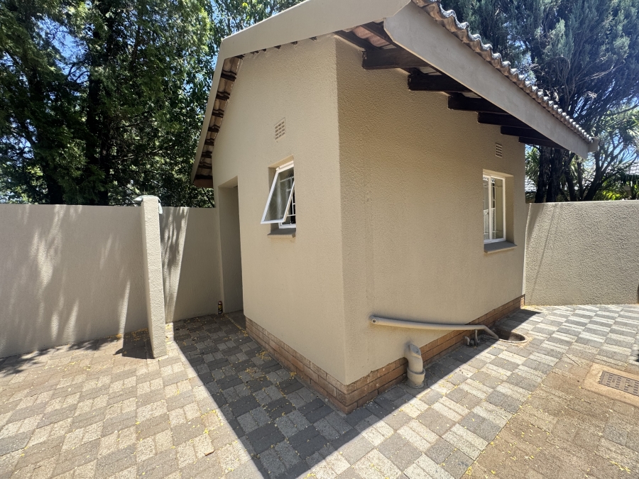 4 Bedroom Property for Sale in Flamwood North West